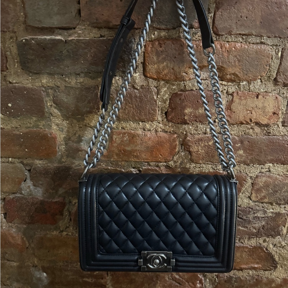 Black Quilted Chain Shoulder Bag